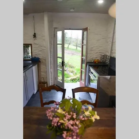 펜션 The Byre At Coco's Farm Aglish