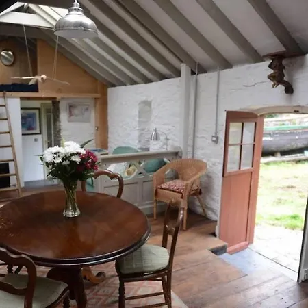 The Byre At Coco's Farm * Aglish